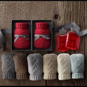 Mini cashmere hand warmers